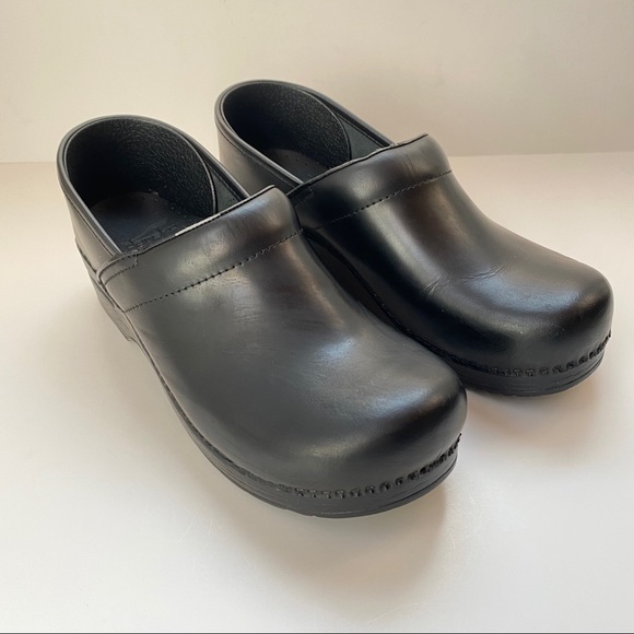 Dansko Black Leather Clog Mules EU41 - Picture 2 of 6